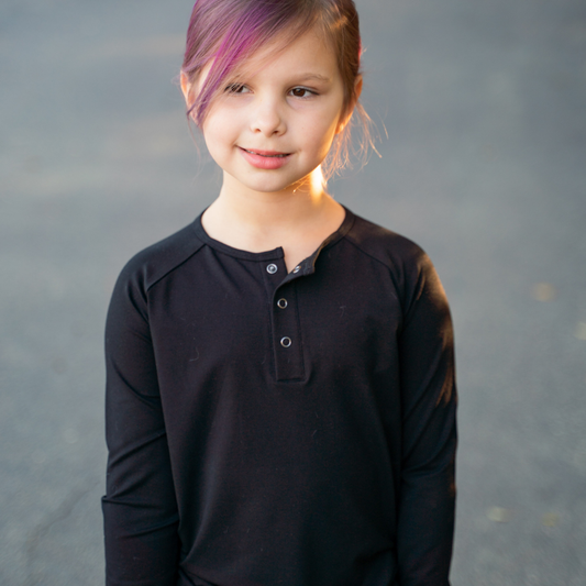 Raglan Henley - Blazing Black